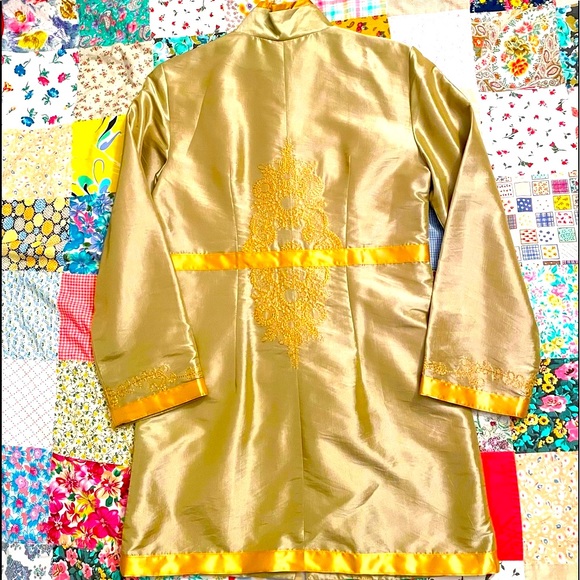 Traditional Chinese Silk Mid Length Coat Fully Lined Gold Color Size M NWT - Picture 2 of 12